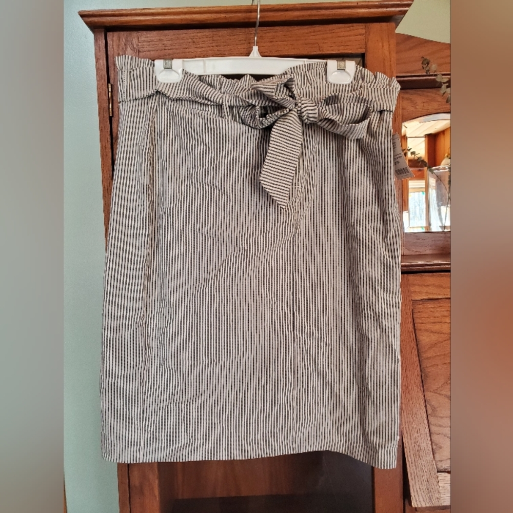 Linda Mathews pencil skirt